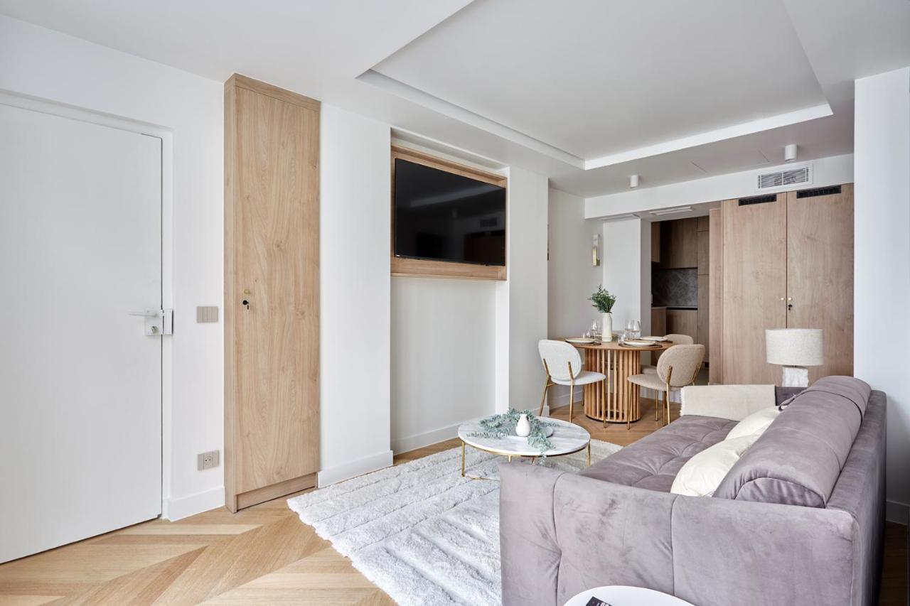 Apartment Centre De Paris By Studio Prestige Exterior photo